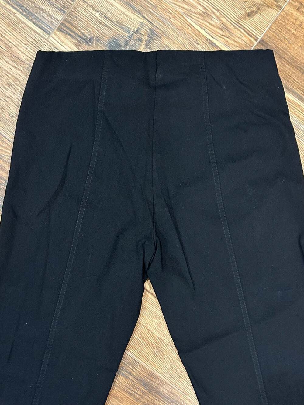 Elliott Lauren Angled Crop Cargo Pants in Black - Picture 9 of 9
